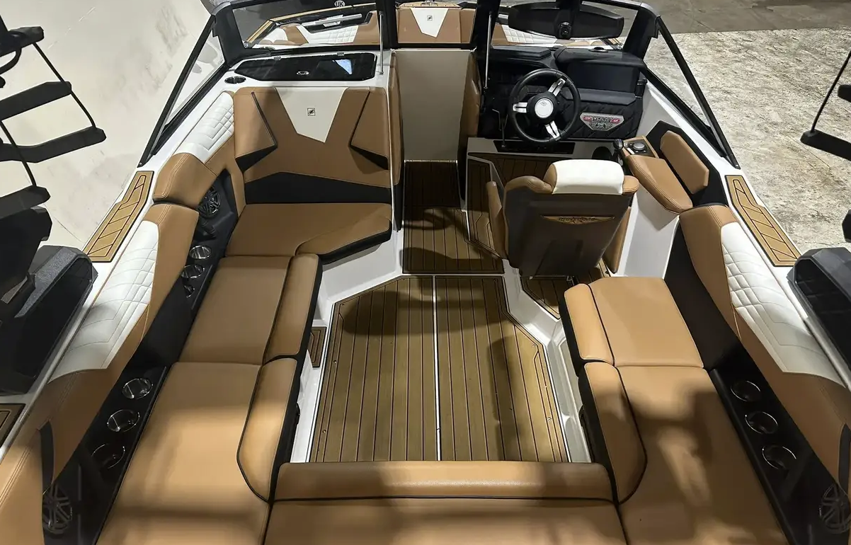 2022 Nautique S21 image 6