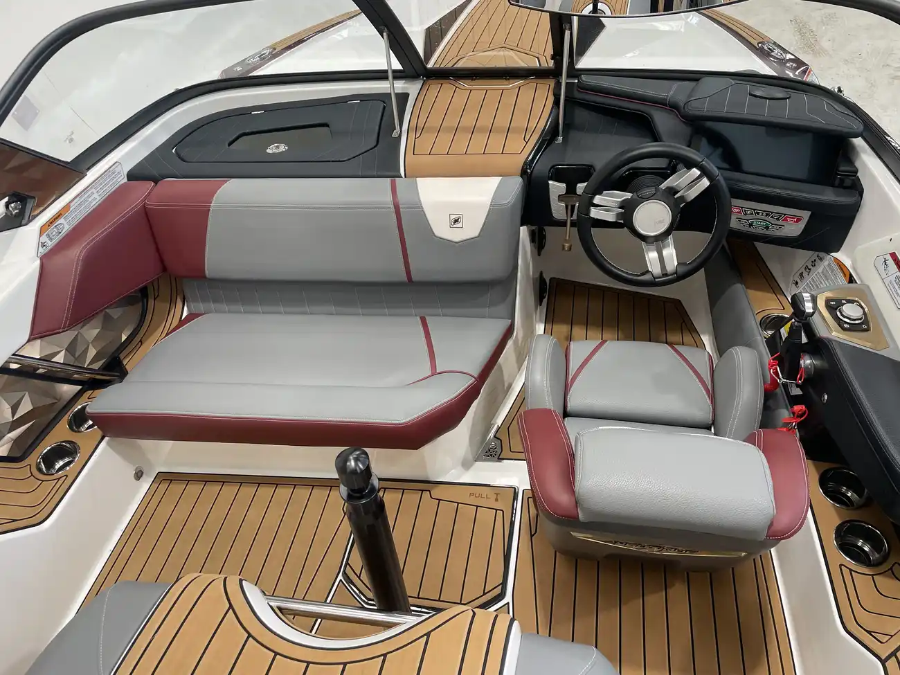 2022 Ski Nautique 200 image 5