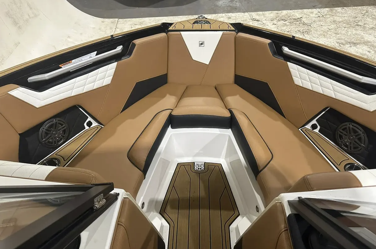 2022 Nautique S21 image 5