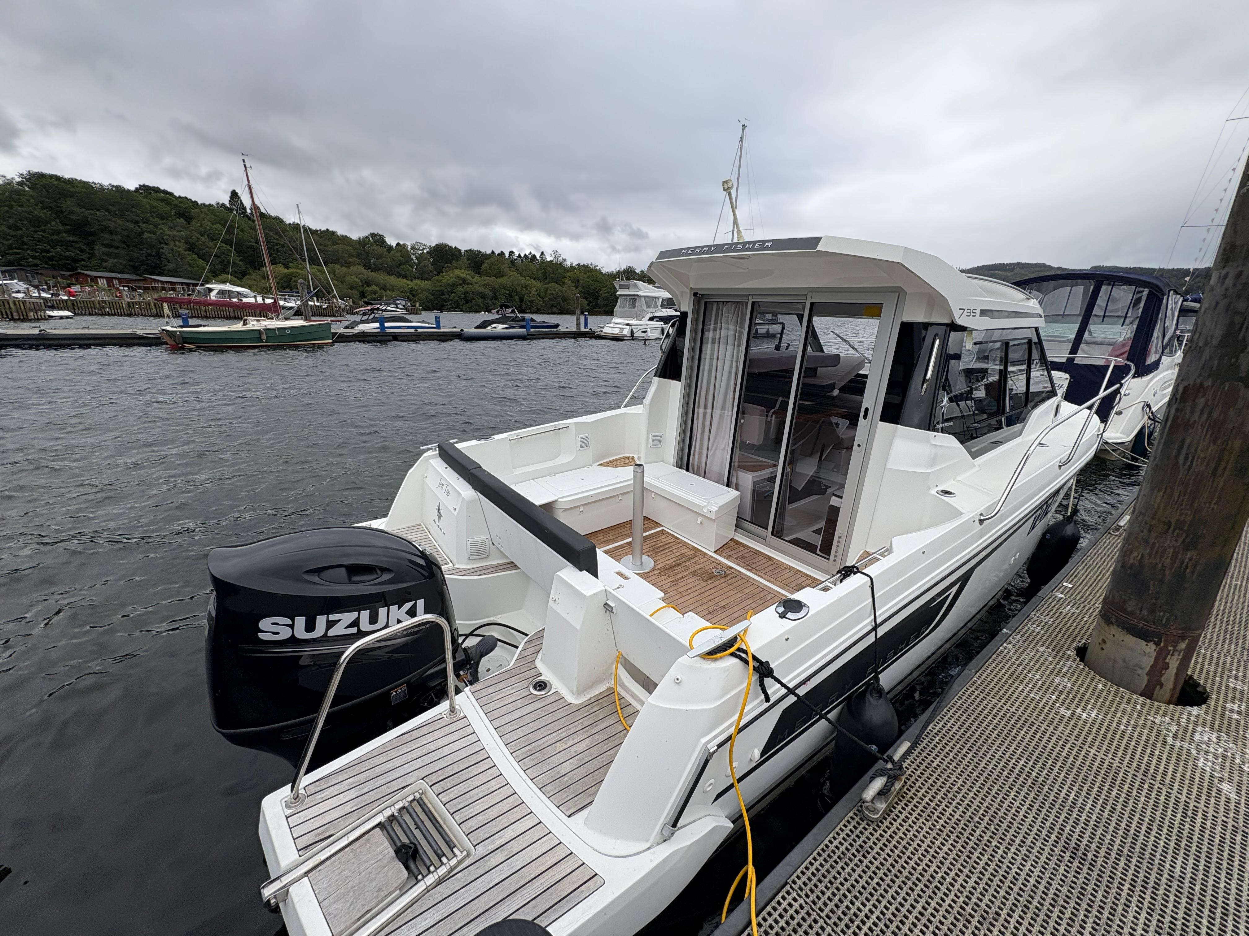 2017 Jeanneau MERRY FISHER 795 image 4