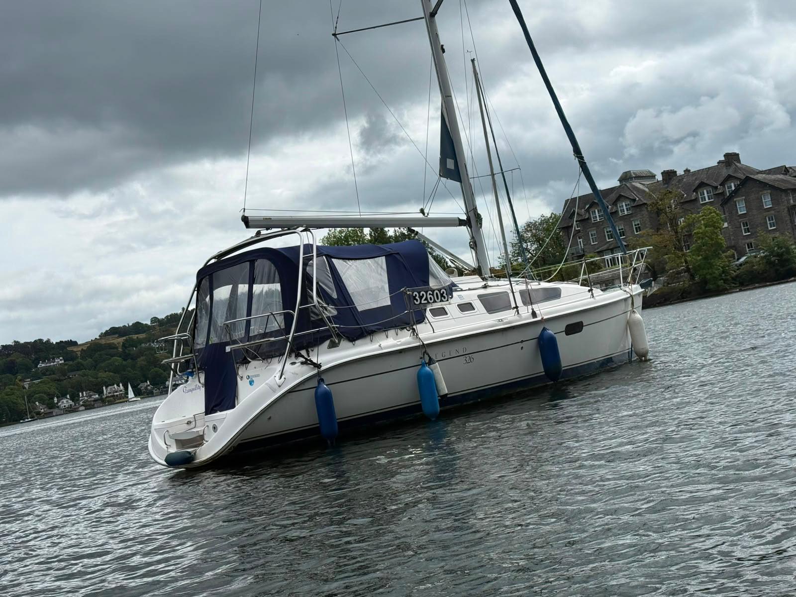 2003 Hunter LEGEND 326 image 3