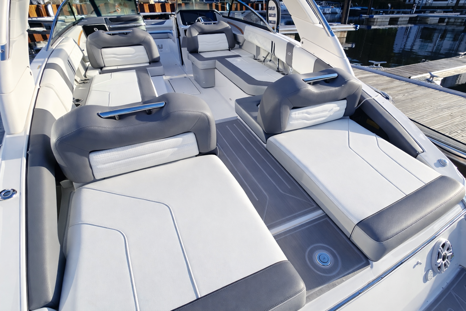 2025 Regal LS9 image 6
