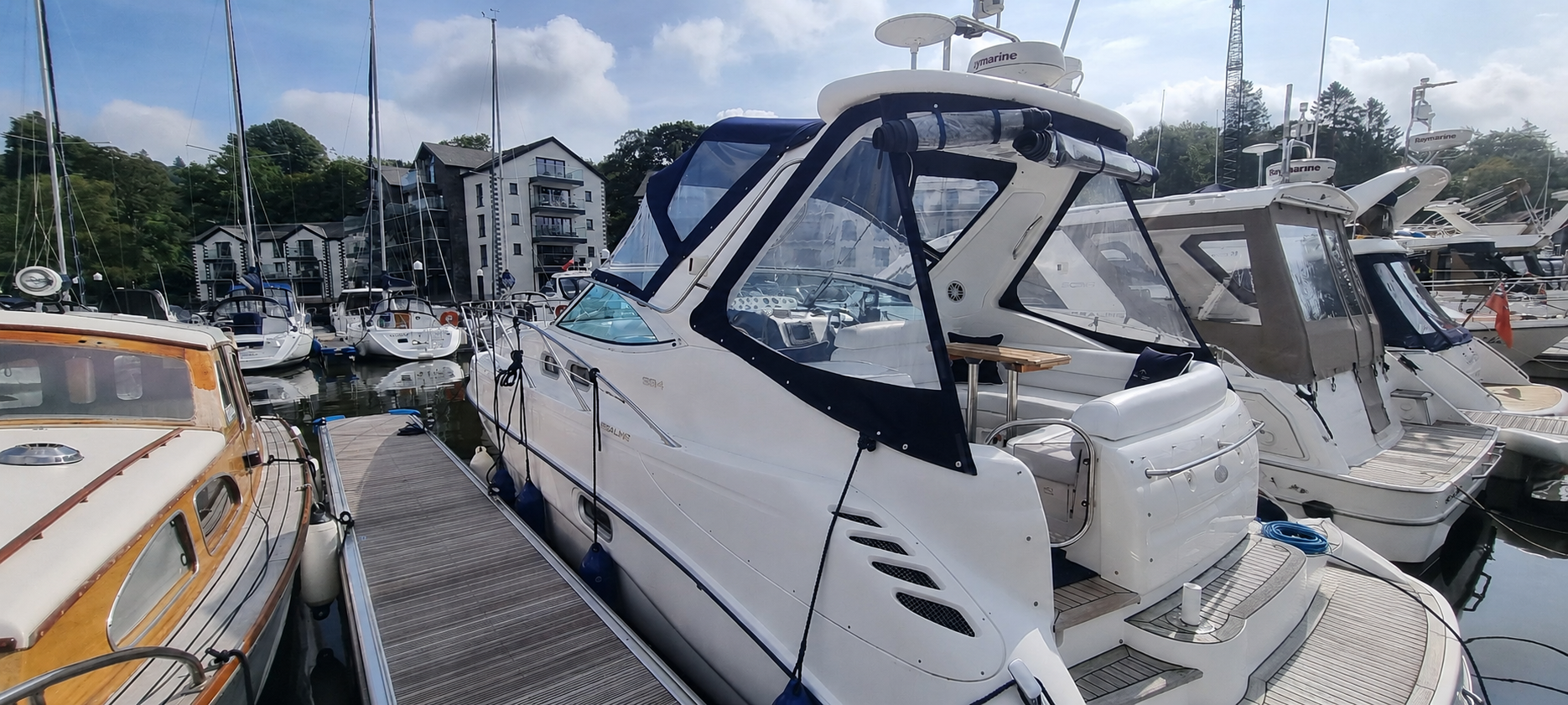 2005 Sealine S34 image 2