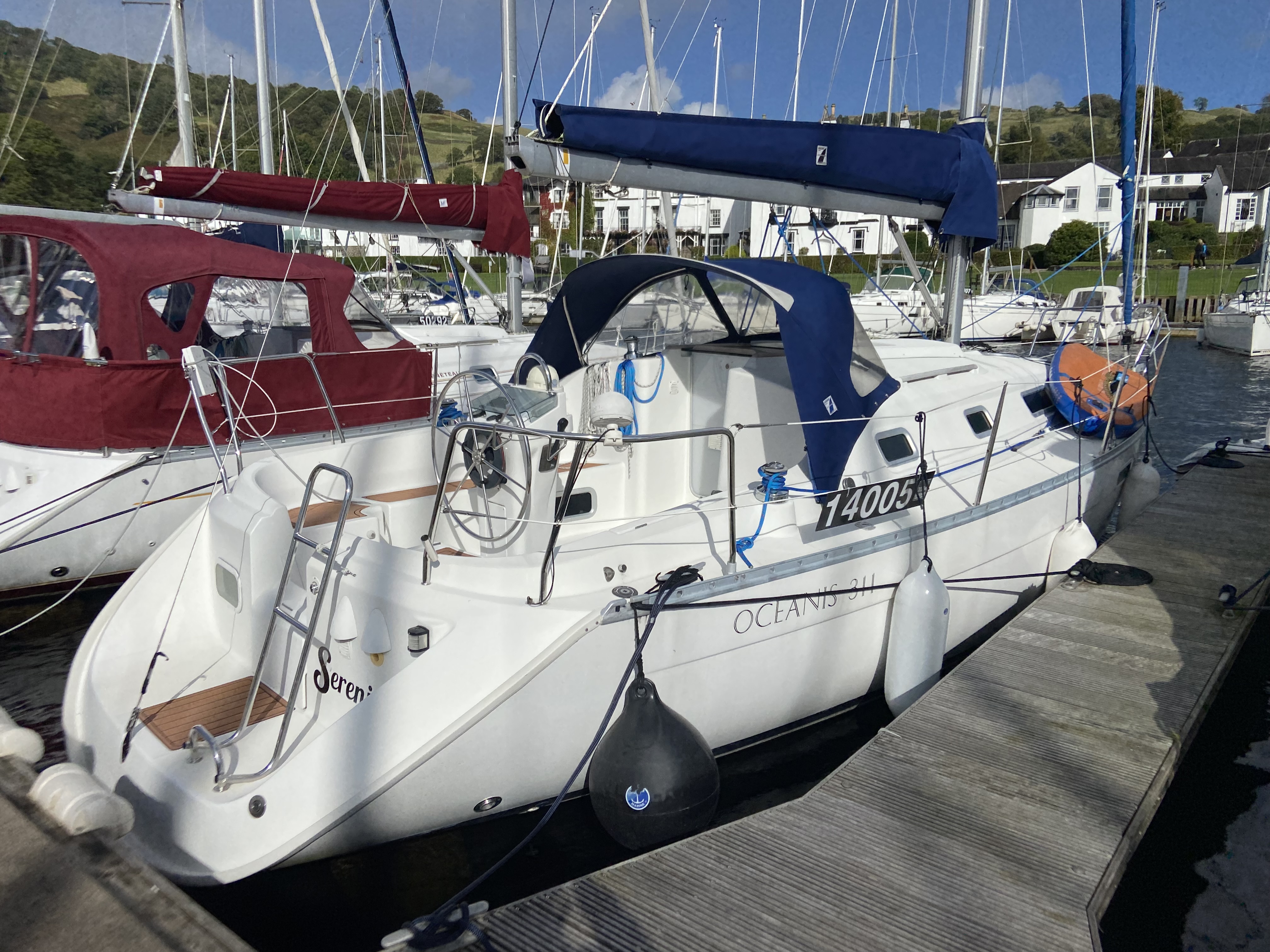 1998 Beneteau OCEANIS 311 image 3