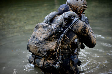 TBO - French military  rebreather
