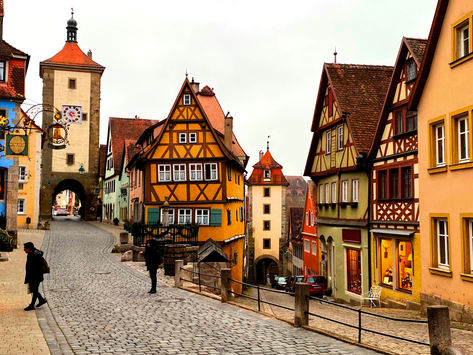 Rothenburg ob der Tauber "Romantik yolun masalsı durağı"
