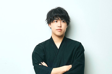 川島さん宣材.jpg