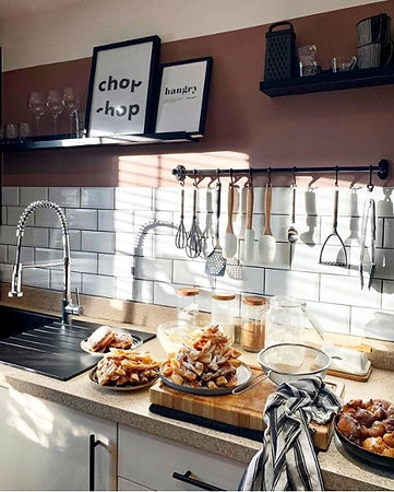 Kitchen 1.jpg