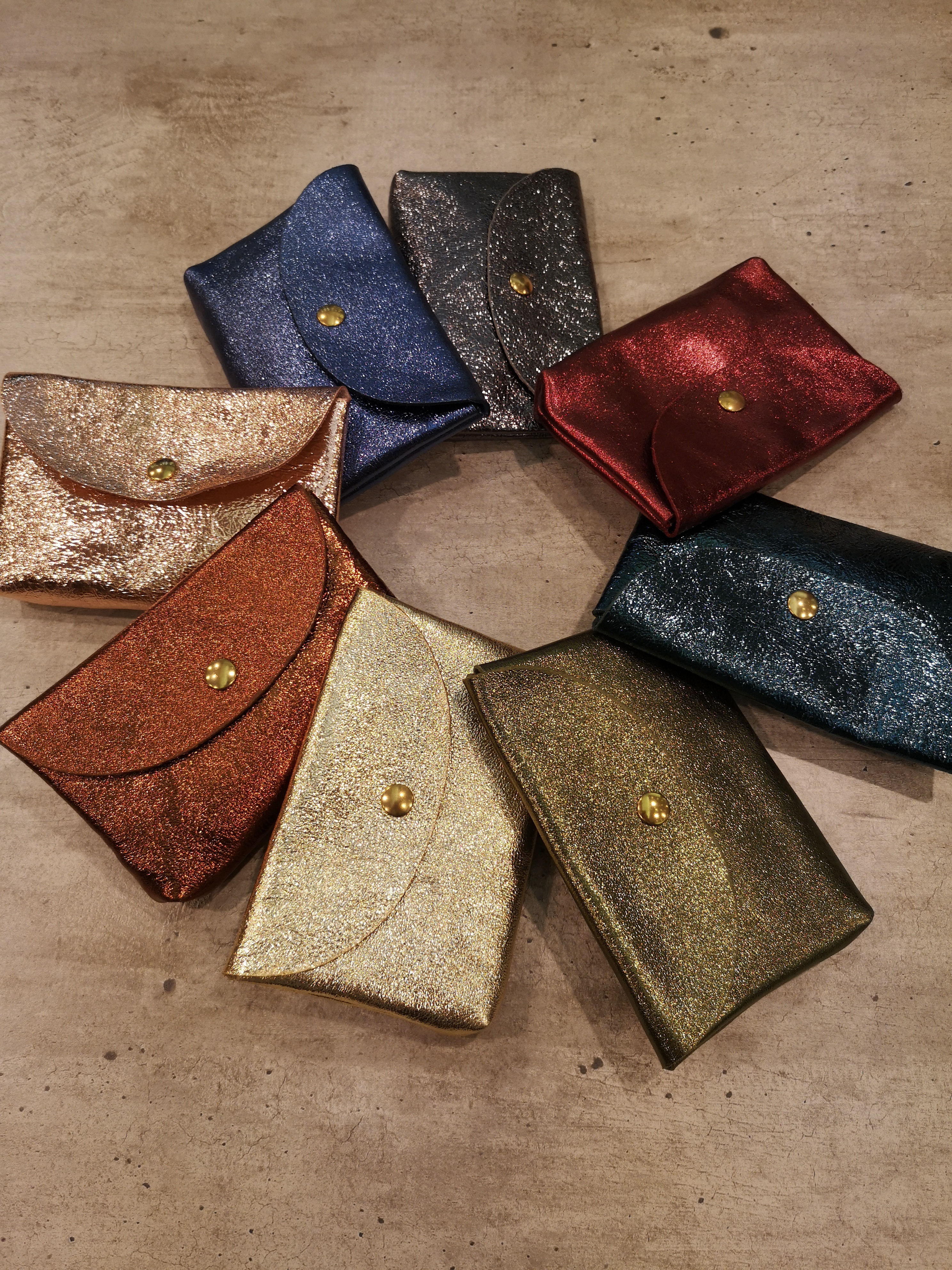 porte papier cuir métalisé