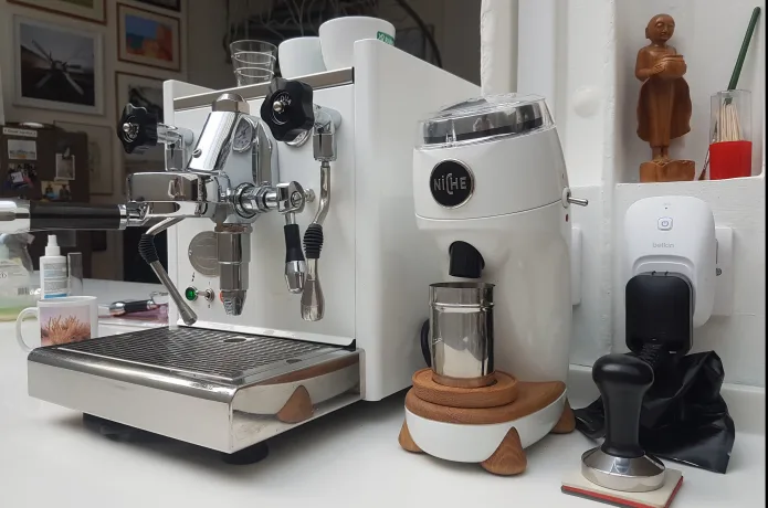 Thumbnail: Niche Zero: The best conical burr coffee grinder.