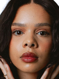 Why 2025 Is the Year to Finally Nail Your Personal Brand: Narrative, Headshots and More!