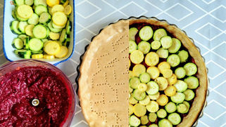Tarte ultra colorée, betterave - courgettes