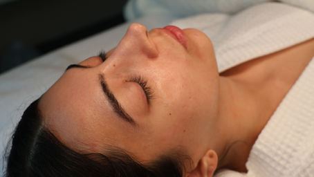 What Is a HydraFacial? Benefits, Results & Why It’s Worth the Hype