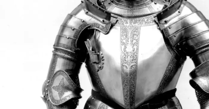 6535-full-knight-armor-closeup-wikimedia-commons.webp