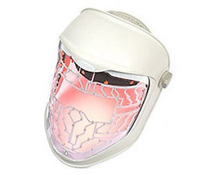 Fine-Light Therapy Mask at Soleil Bronze tanning spa & boutique