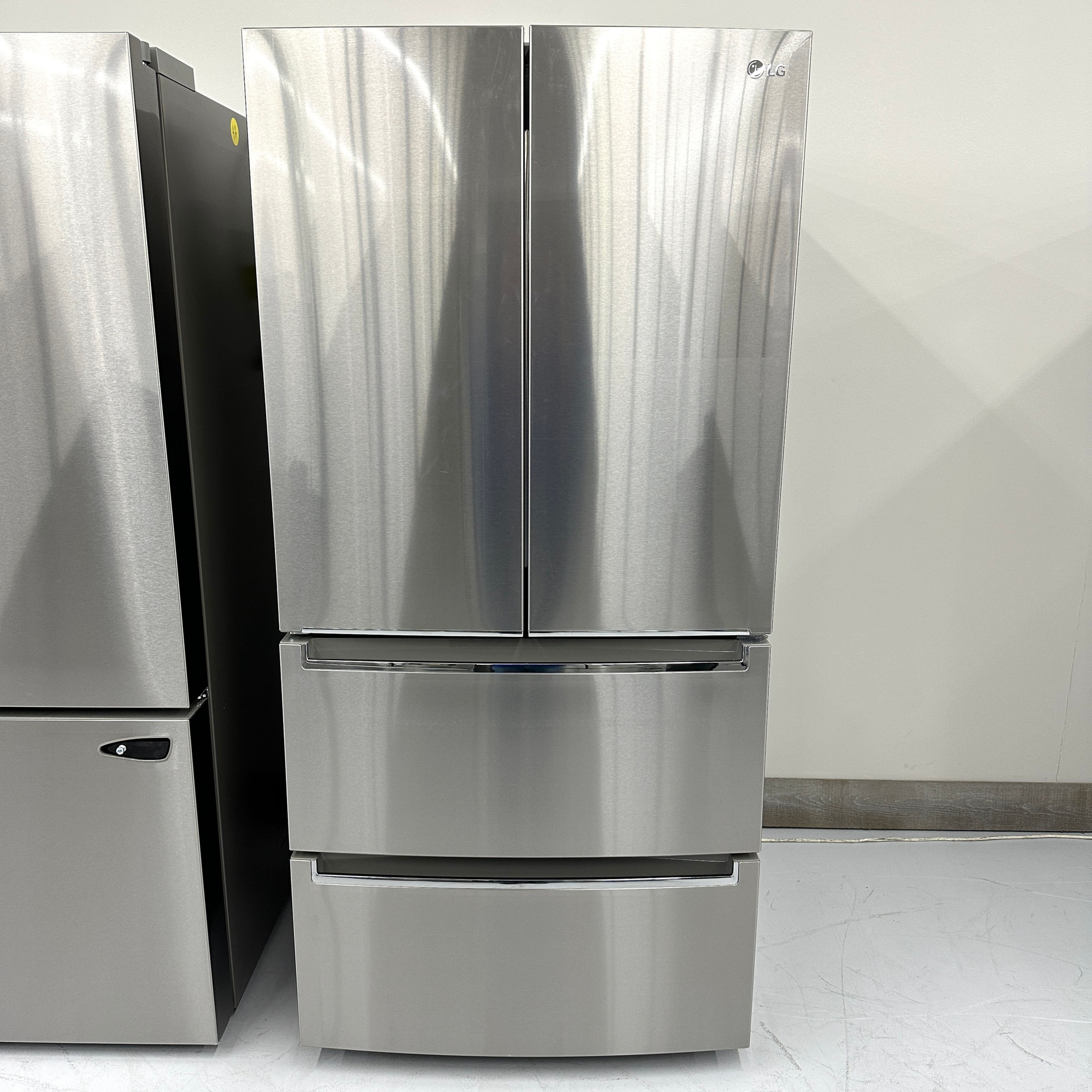 LG LRMNC1803S 19 cu.ft. French Door Refrigerator