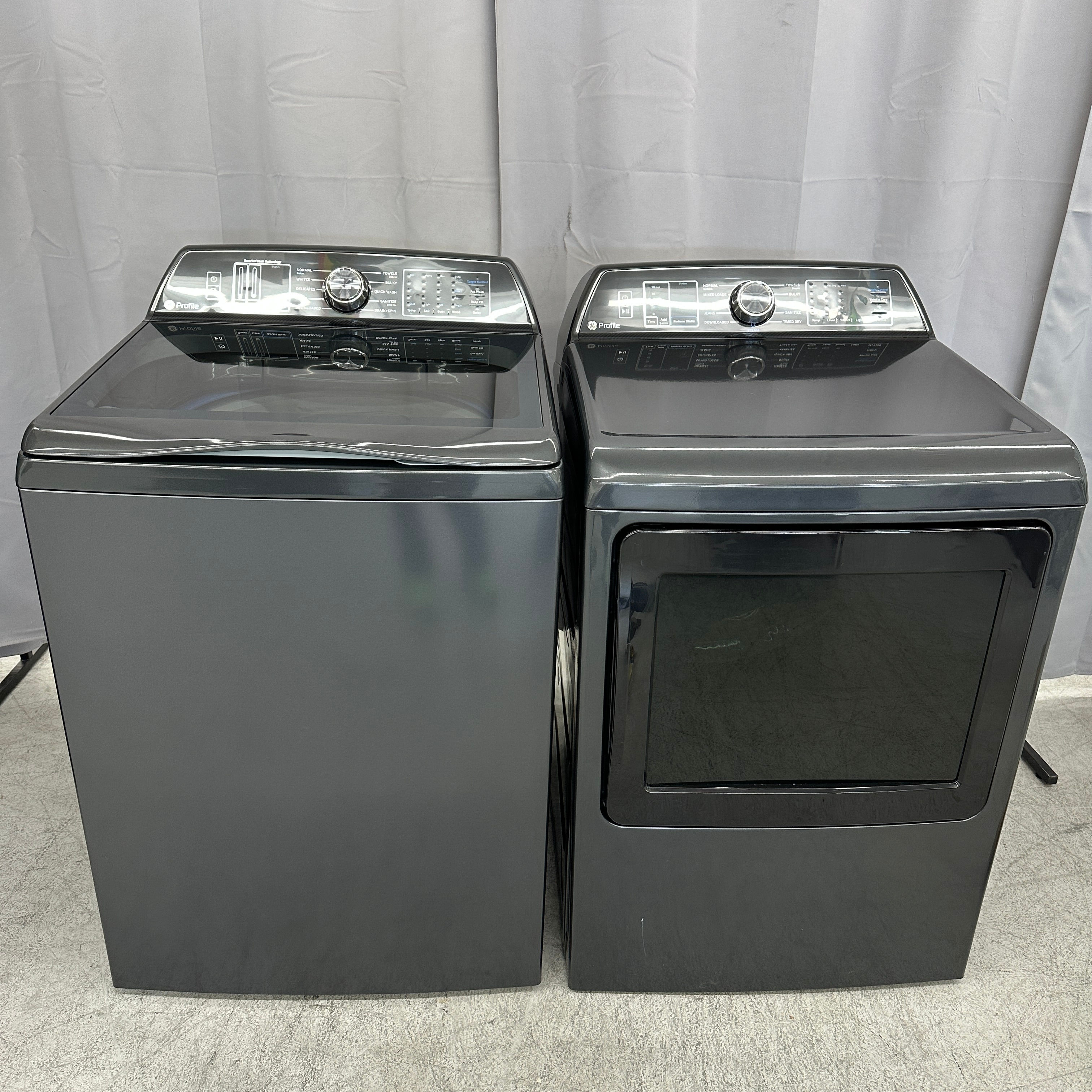 GE Profile PTW700BPTDG, PTD70EPTDG Top Load Washer Dryer Set