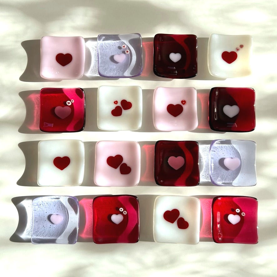 Thumbnail: Valentine's Trinket Dish, color options