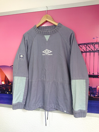 【新品】PrettyGreen x Umbro Maine Road Shell Did anyone here buy the new pretty green x umbro jumper
