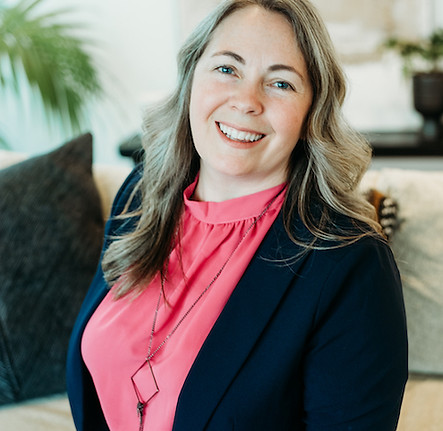 __Nicole Easterday Headshot copy.jpg