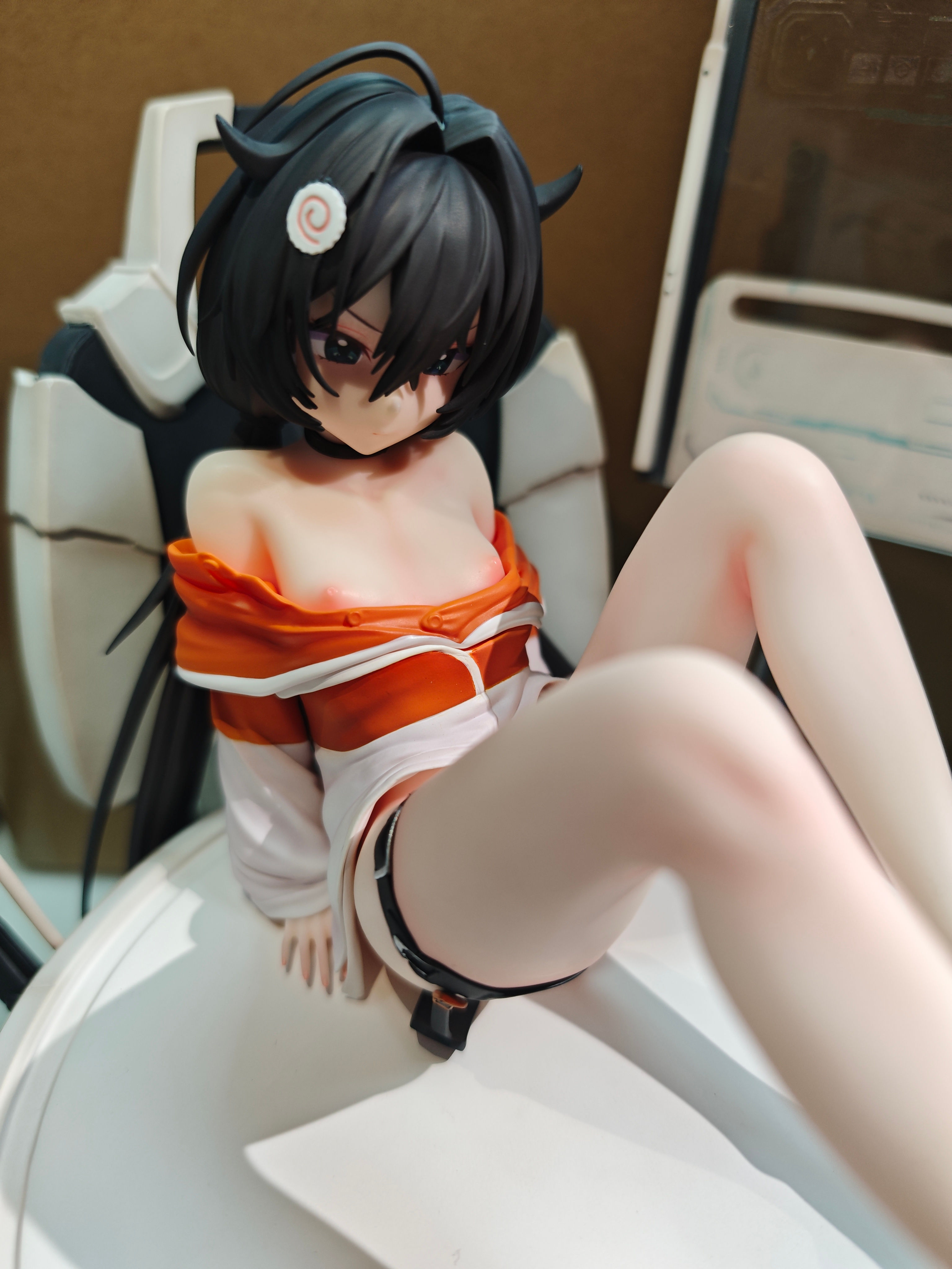 CY Studio    勝利の女神:NIKKE  - トロニー