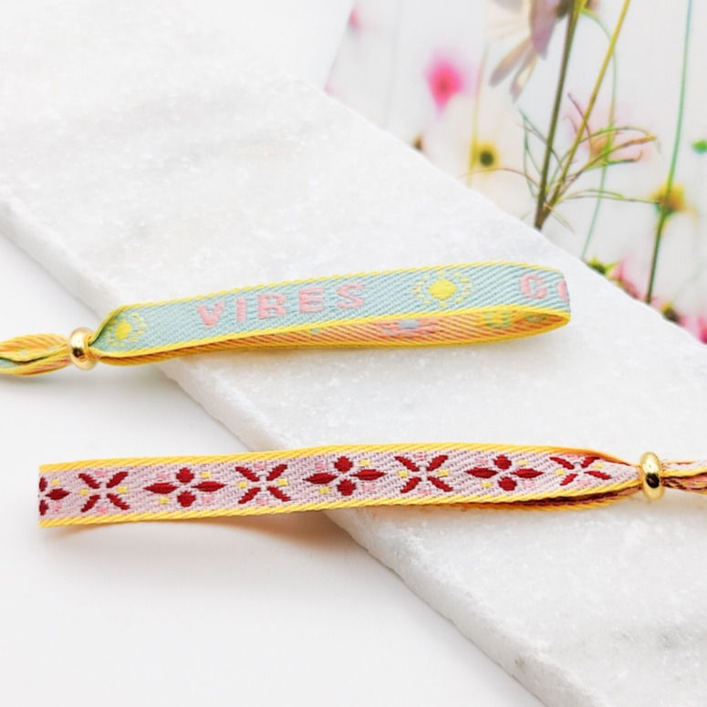 Miniaturbild: Armbandset "Good Vibes"