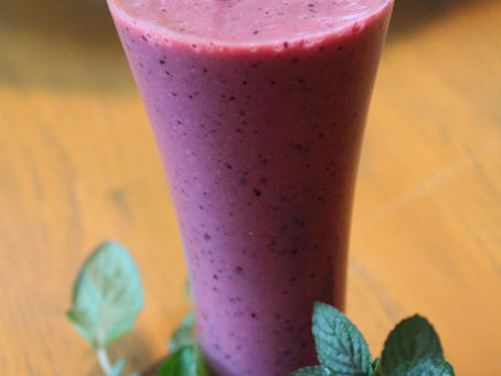 Berry Good Chocolate Mint Smoothie