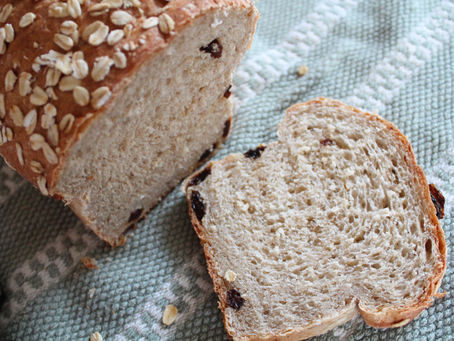 Oatmeal Raisin Bread
