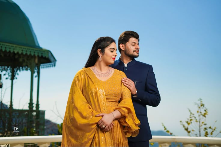 couple photoshoot ideas.jpg