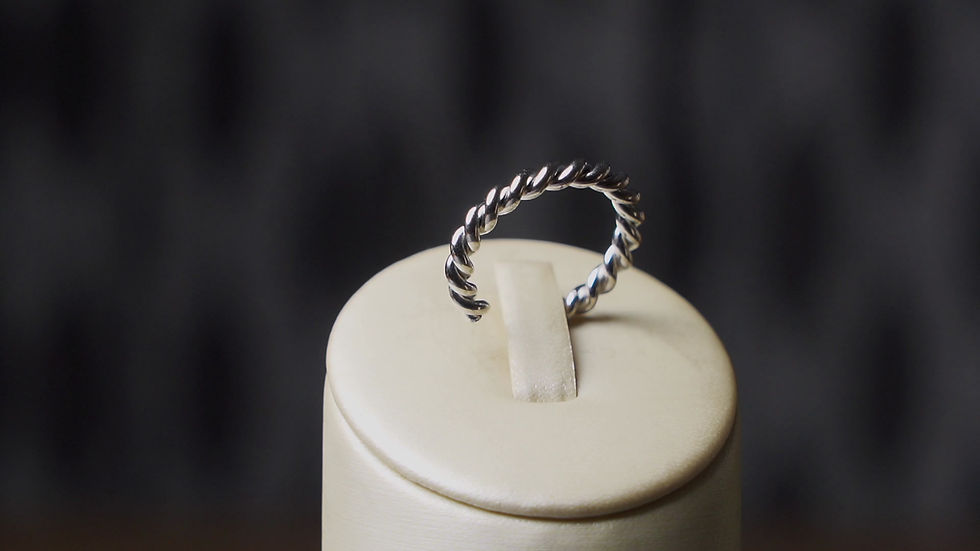 Thumbnail: Rope Ring