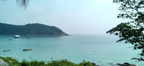 What is the deal with islands in Malaysia