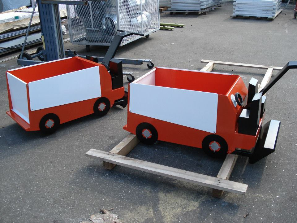 EZ Ice wagon