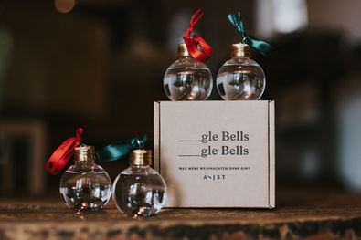 MYBRIDGET Geschenkdesign_Geschenkideen für Kunden und MItarbeiter_Weihnachtsgeschenke_Gin 