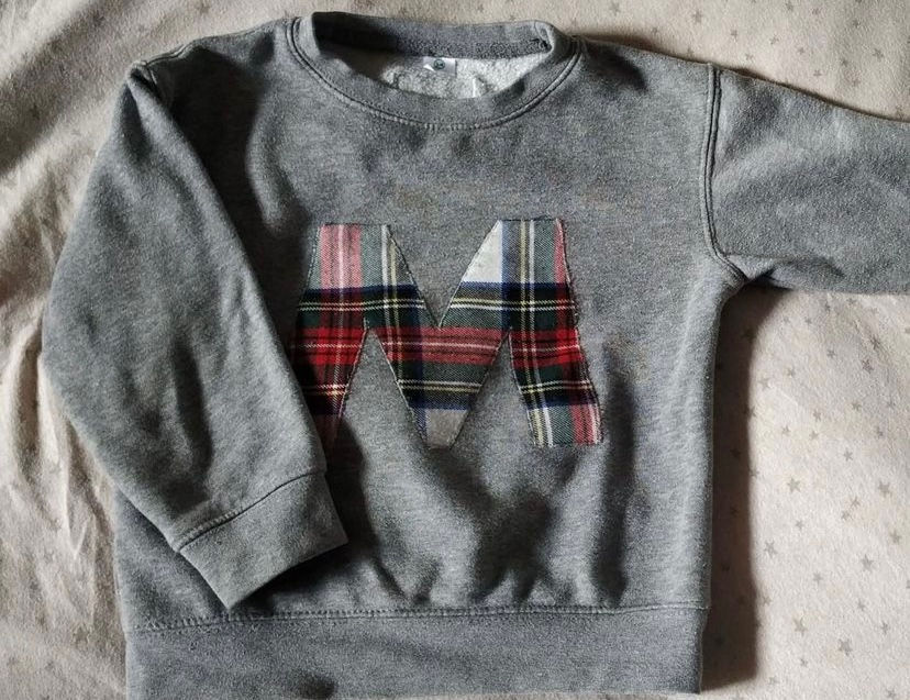 Miniatura: Sudadera inicial grande 