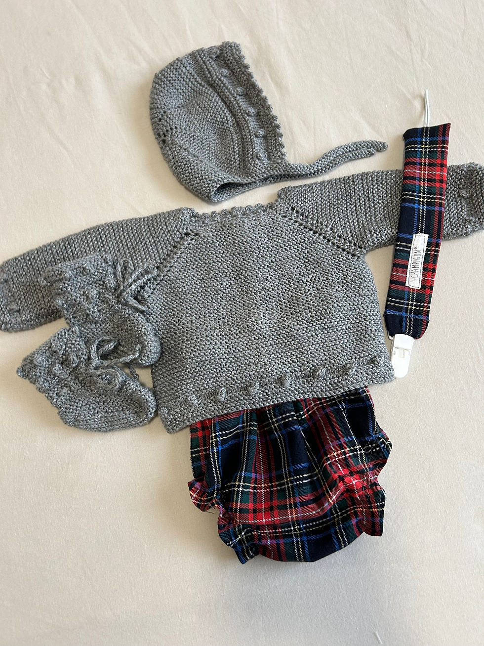 Miniatura: Conjunto punto gris