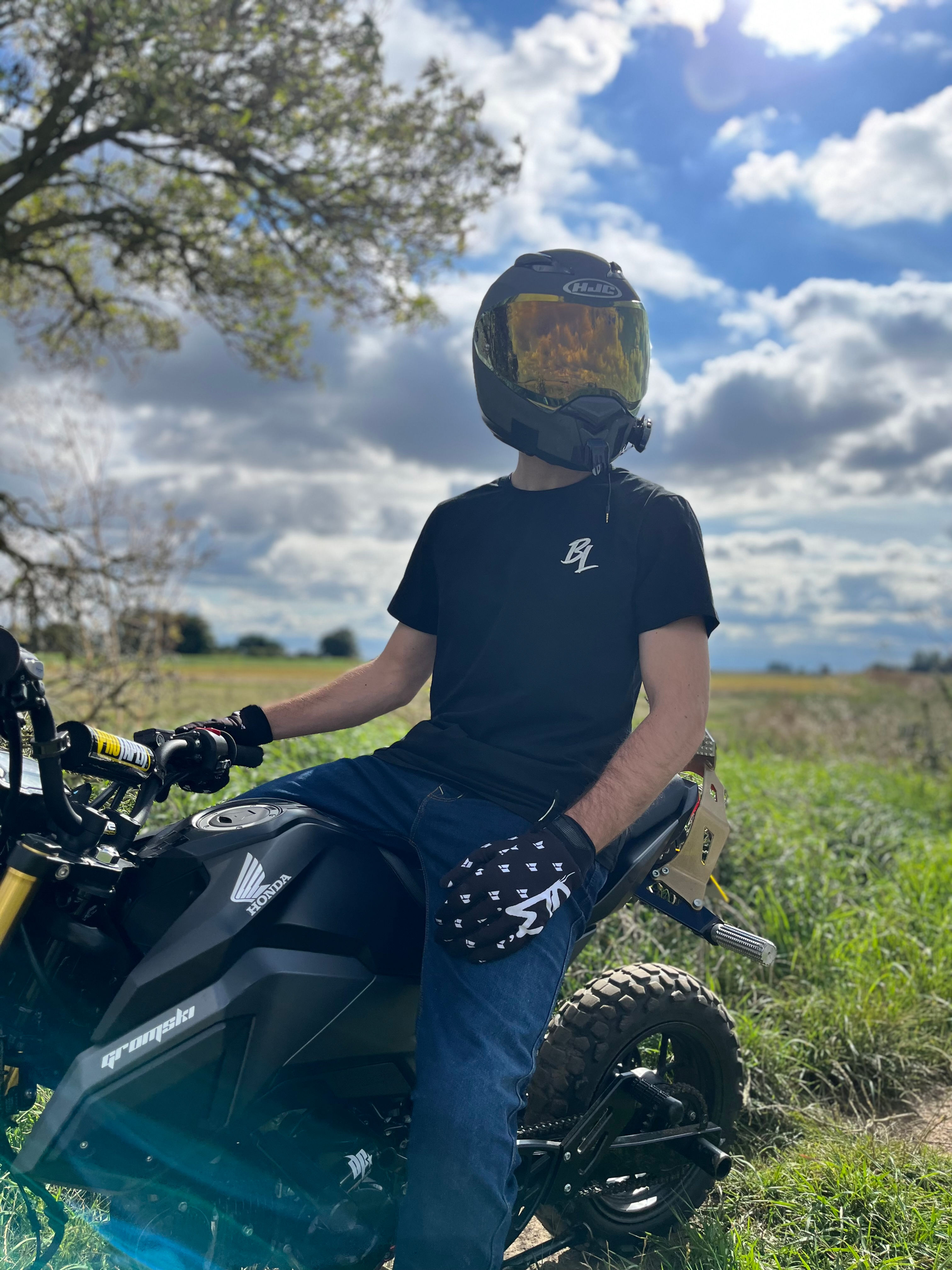 Braplife Black T-Shirt (regular fit)