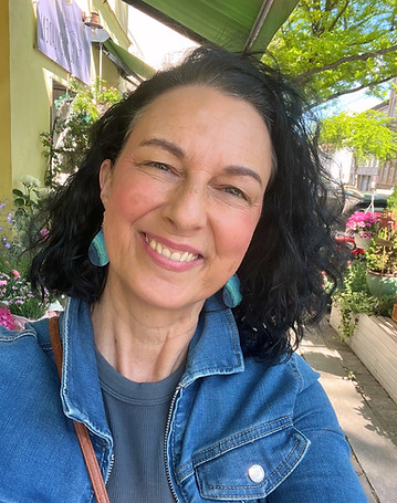 iris-zabukovnik-deine-schmerzfrei-selbstbestimmt-leben-energetikerin-lifecoach-shiatsu-yog