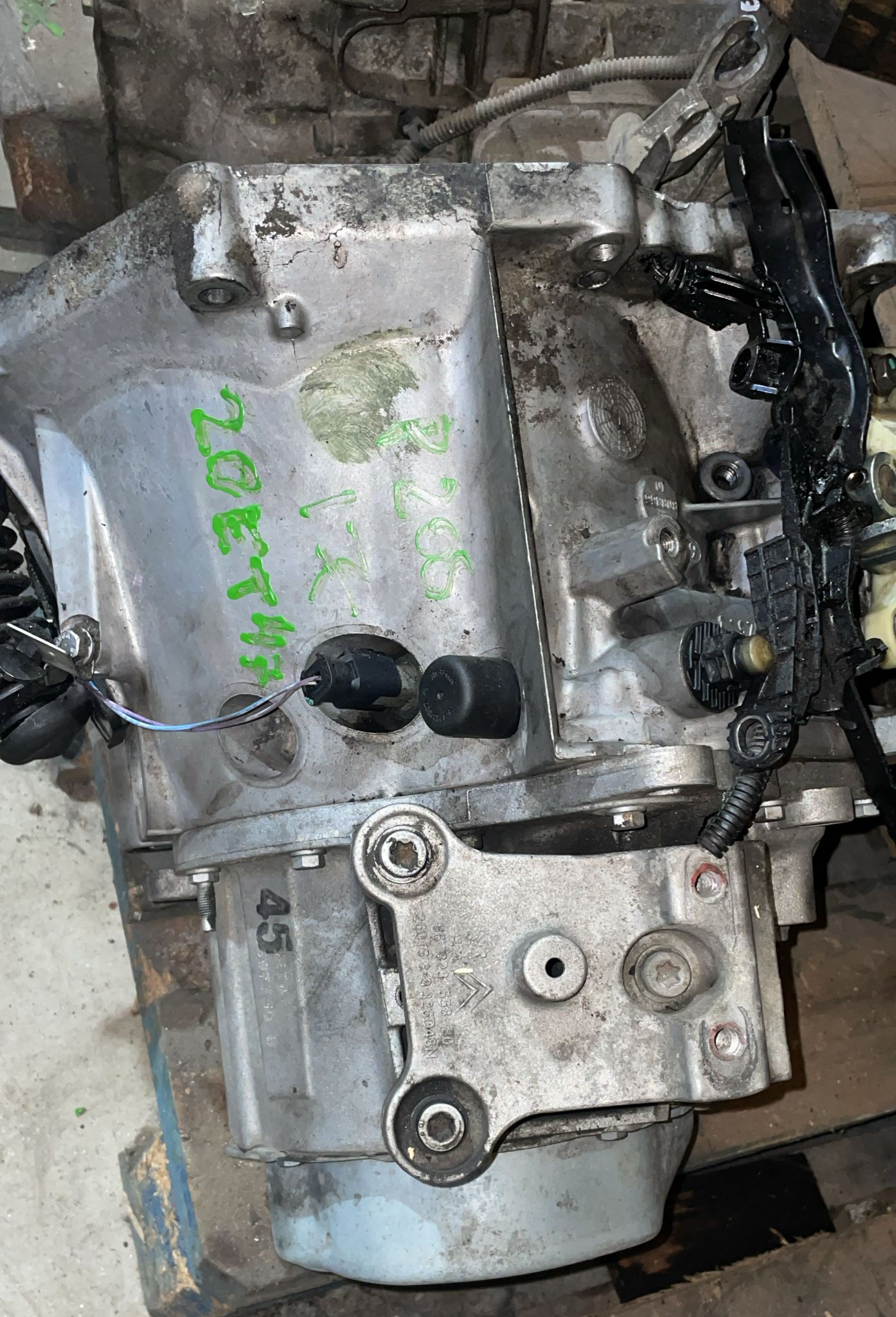 CAIXA DE VELOCIDADES PEUGEOT 208 1.6 HDI 5V - 20ET47