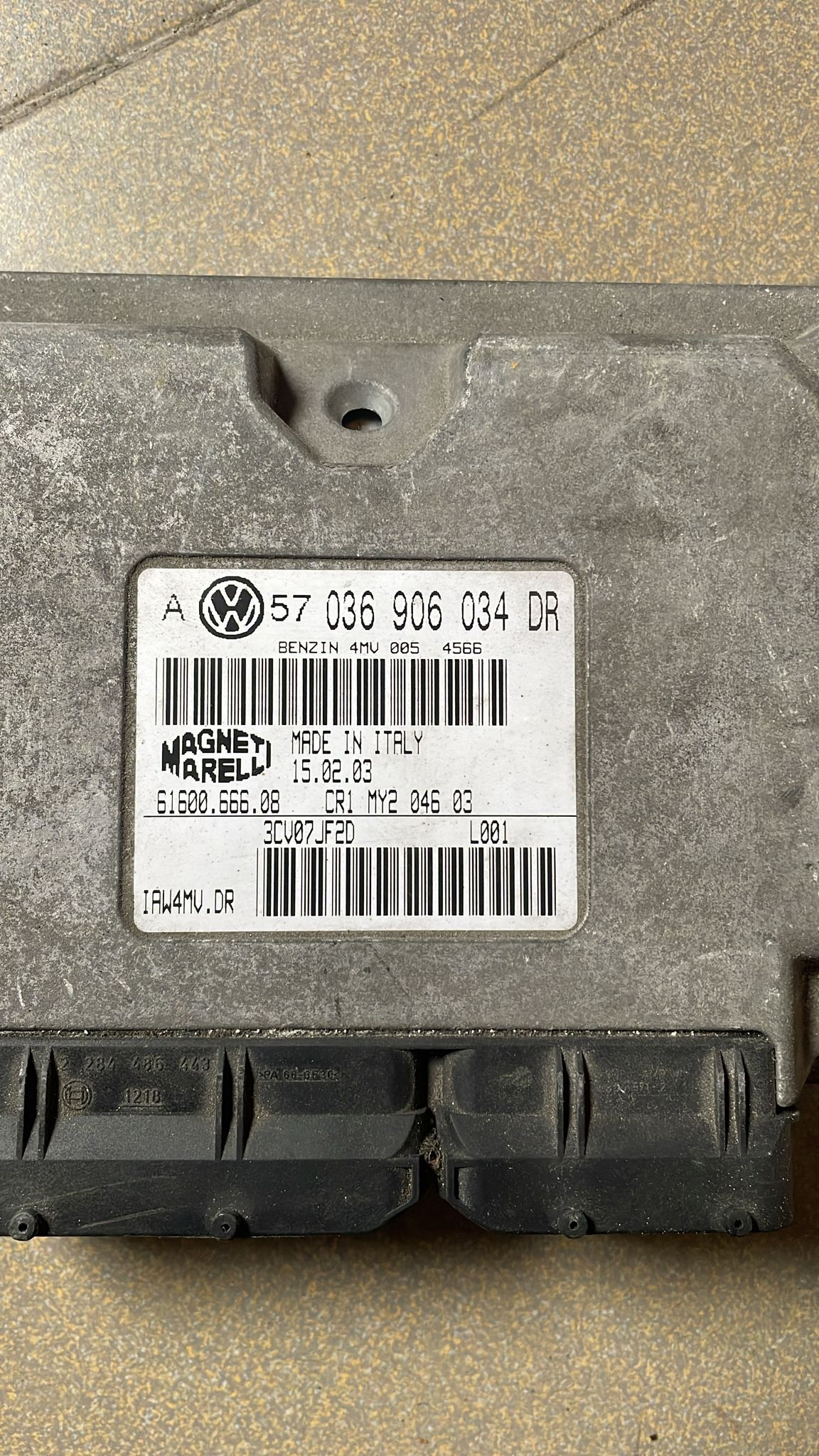 VW - 036906034DR