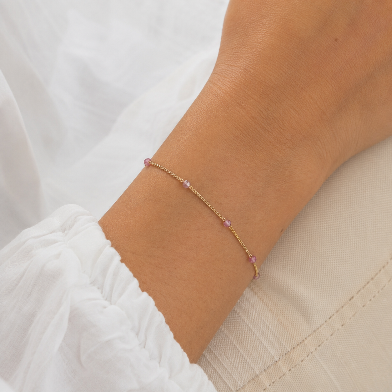 Bracelet gourmette Tourmaline rose porté