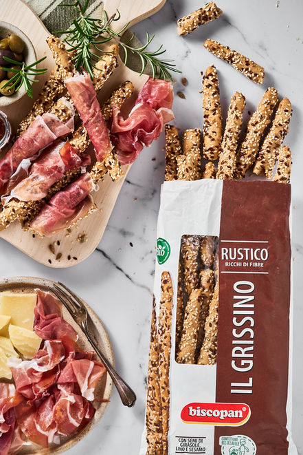 Aperitivo con Grissini Biscopan 035