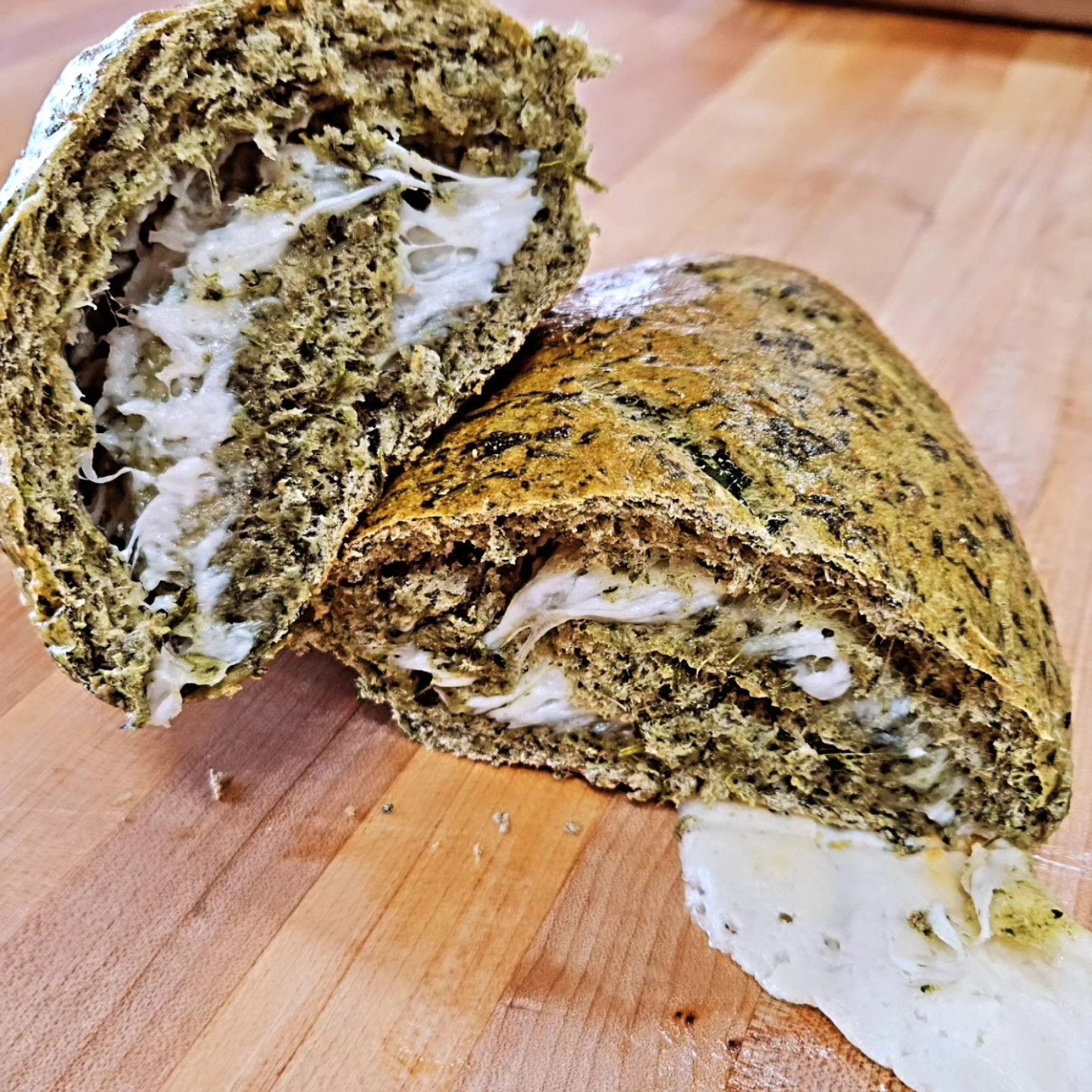 Spinach Mozzarella Bread