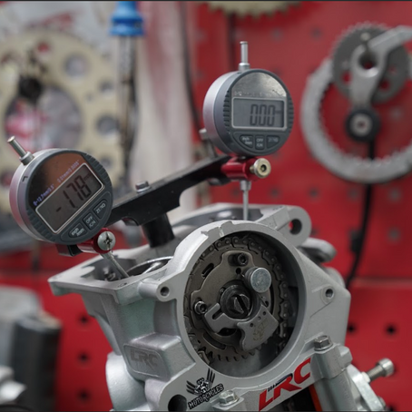 MÔ HÌNH CẮT ĐỘNG CƠ XE MÁY MOTORCYCLES TV