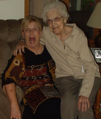 Grama's 90th Birthday 072_edited.jpg