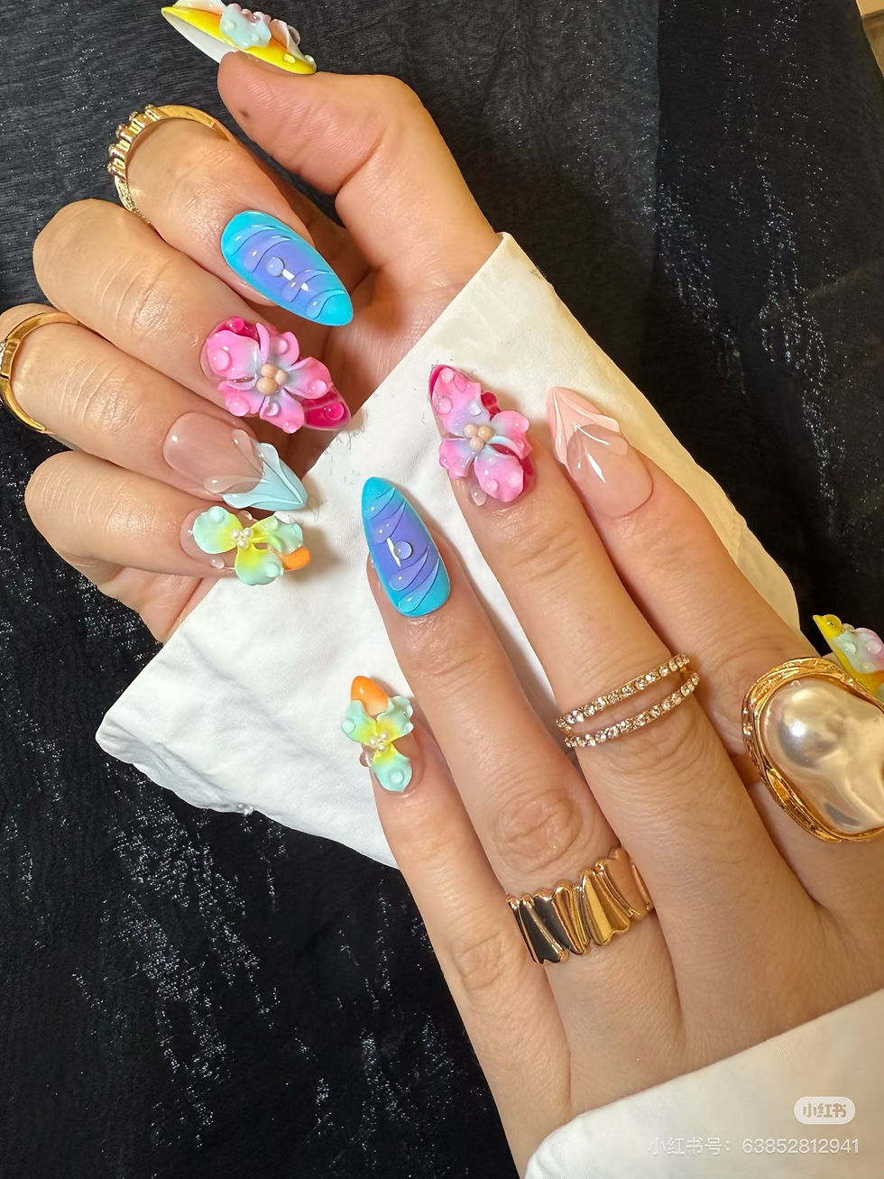 Thumbnail: Candy Bloom 🌈✨