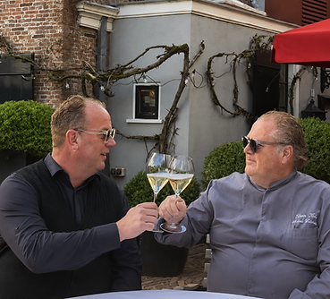 TANTE KOOSJE MAÎTRE AND CHEF.png