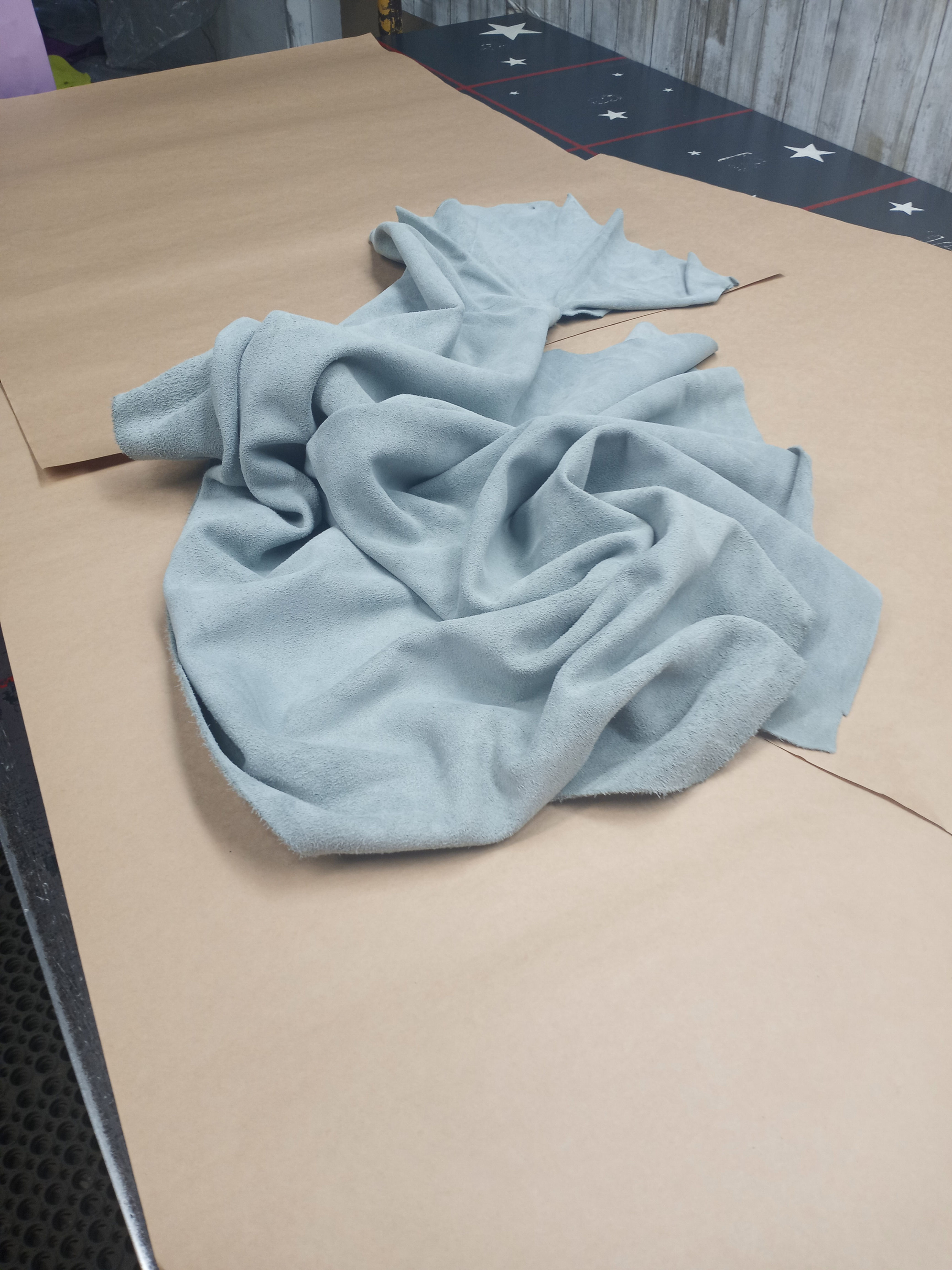 PearlSky SplitSuede Mix 30ftLot 2.5-3.5oz  Lot#10615  Final S