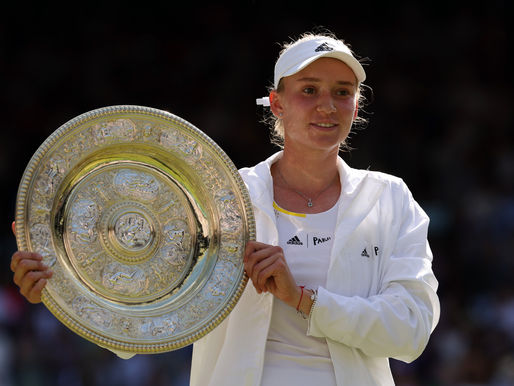 Las ironías de la vida: Rybakina, nacida en Rusia, logra el título femenino de Wimbledon