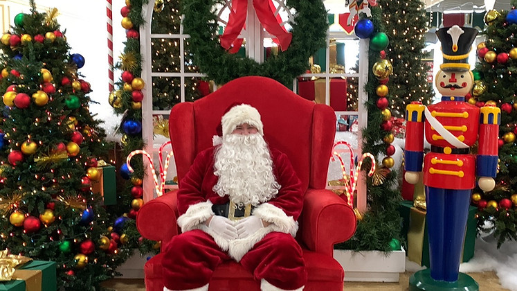 Santa Photos at Best Friends Mentoring Program Dickinson ND