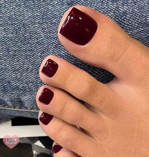 Elegant pedicure stations with premium equipment at Virginia's top nail salon.
